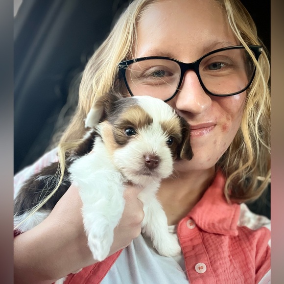 Meet your Posher, Grace Moore👋🏼 - Picture 14 of 14